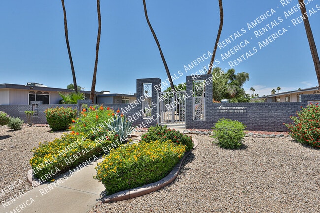 Building Photo - 13610 N 108th Dr