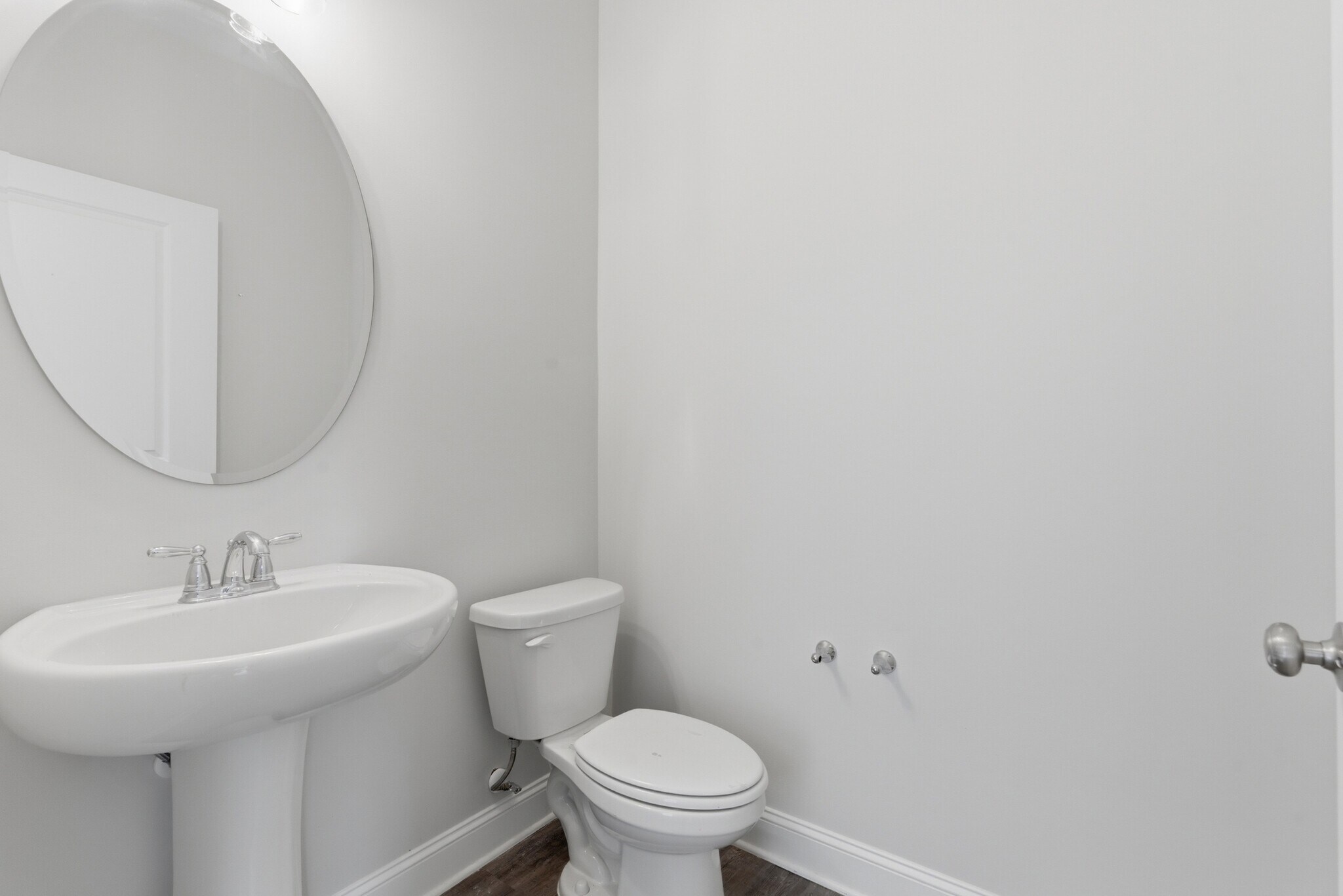 Building Photo - 3237 McClellan Way SE