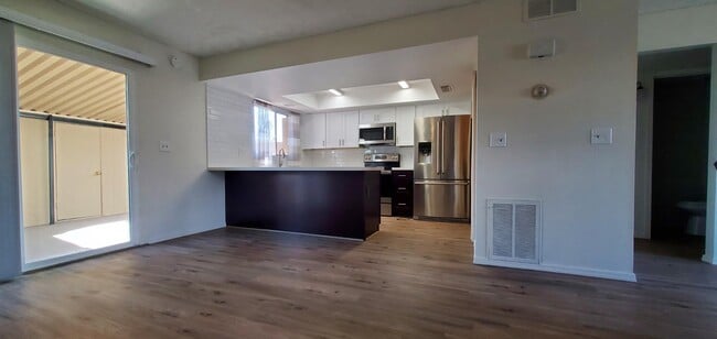 Building Photo - 6825 E Osborn Rd