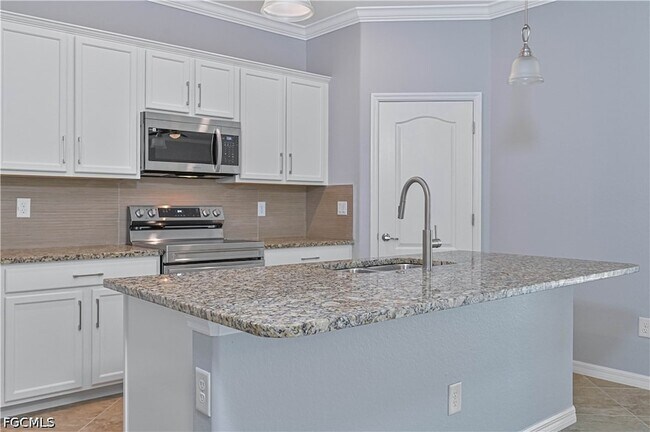 Building Photo - 16088 Palmetto Prairie Drive