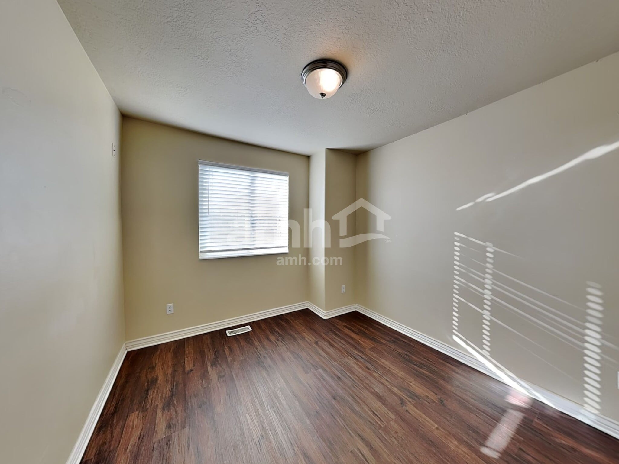 Building Photo - 1496 N 2150 W