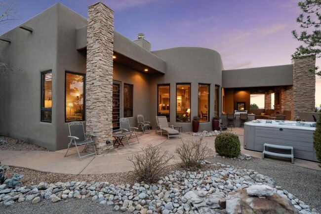 Building Photo - 13415 Pino Ridge Pl NE