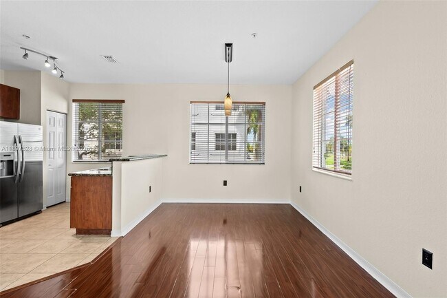 Building Photo - 12421 SW 50th Ct