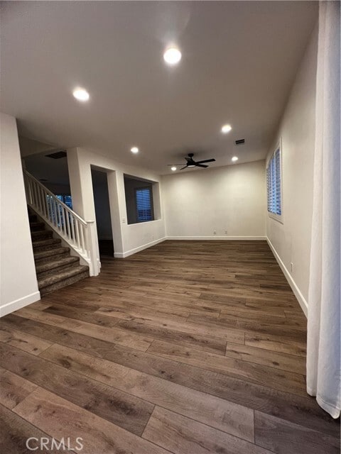 Building Photo - 12 Campamento