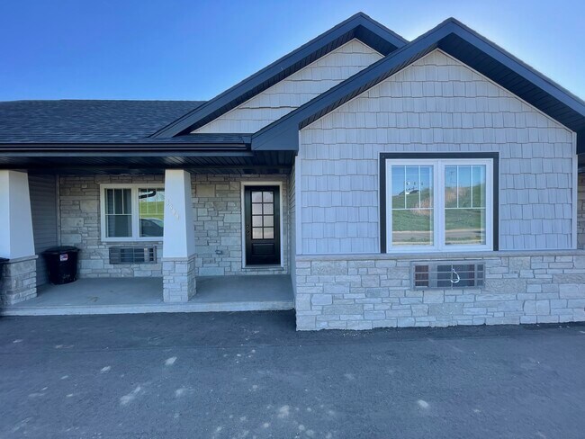 Building Photo - 3399 W 32nd St