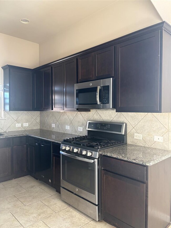 Building Photo - 713 Winnsboro Cove