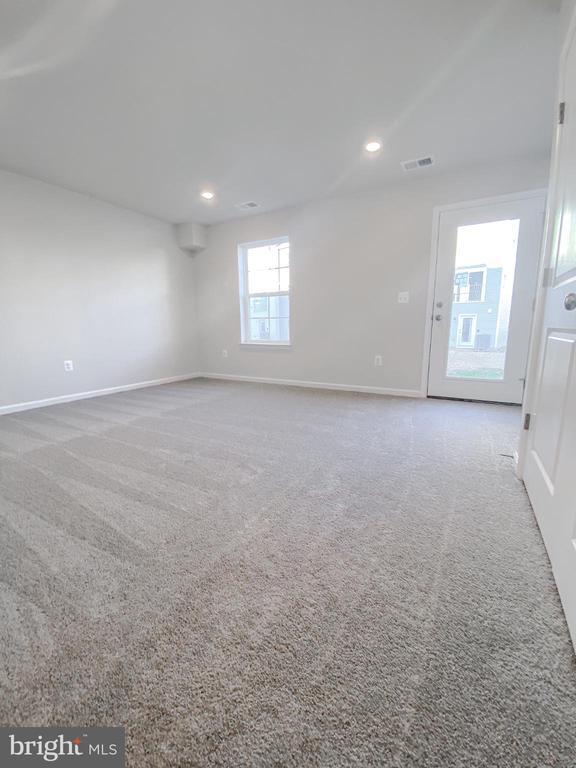 Building Photo - 141 Canning Rd