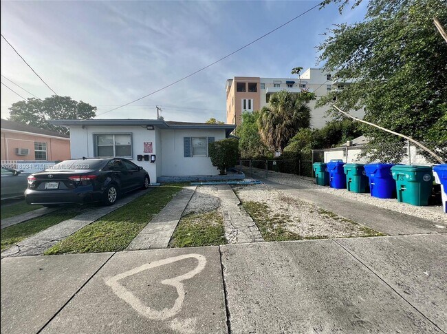 Building Photo - 262 NW 57th St