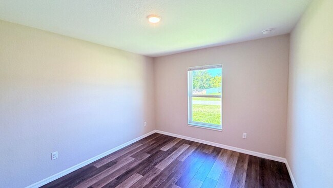 Building Photo - Lovely  3 Bedroom, 2 Bathroom Home in Ocala!!!