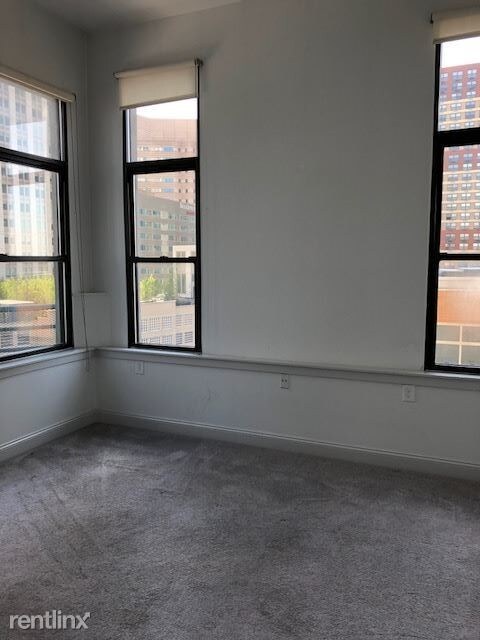 Building Photo - 2 br, 2 bath Apartment - 142 Steuben St 504