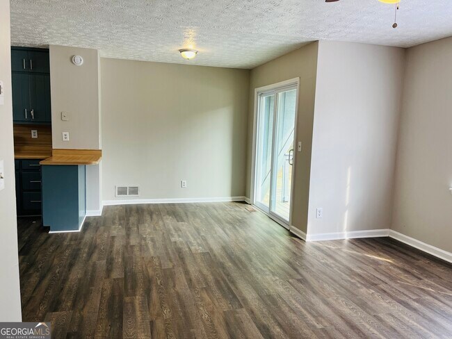 Building Photo - 149 Appleton Blvd