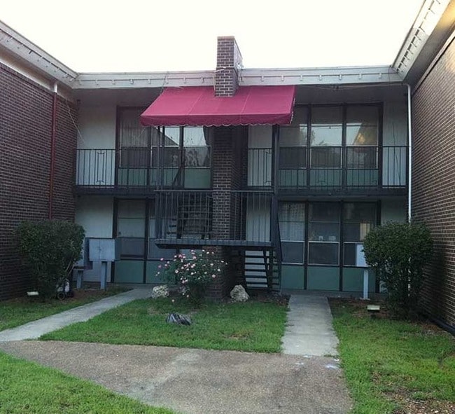 Mora Mi Apartments 2991 Clay St Paducah KY 42001 Apartment Finder