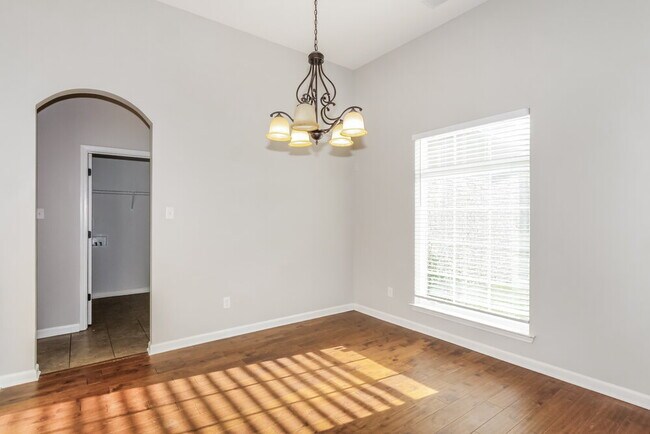 Building Photo - 6156 Trail Creek Ln