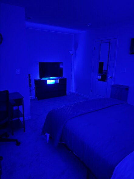 Building Photo - 533 Gantt St