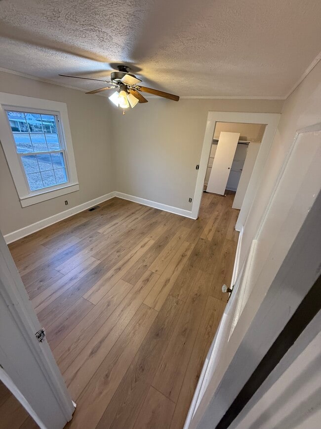 Building Photo - 163 Cleveland Ave