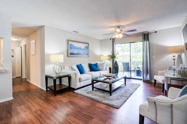 Building Photo - Coral Club Apartment Homes