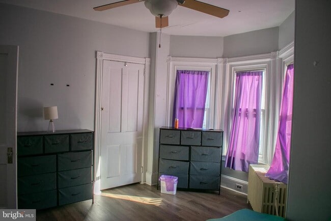 Building Photo - 605 Bridge St