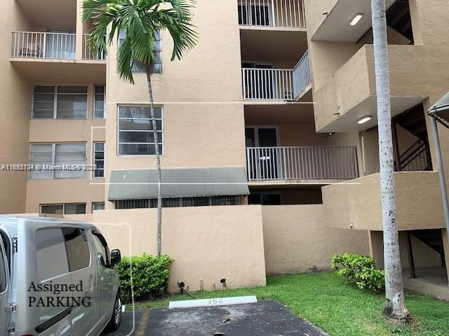 Building Photo - 10801 SW 109th Ct
