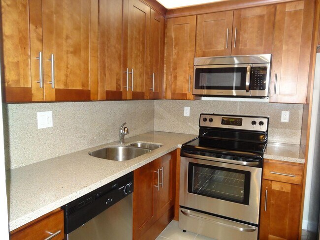 Building Photo - 9235 SW 8th St