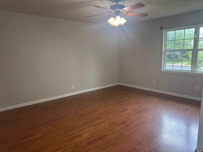 Building Photo - Lovely Crowley Home For Lease