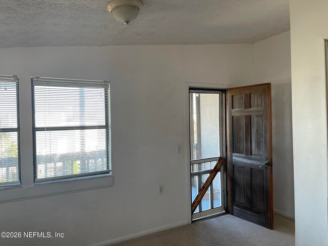 Building Photo - 2002 First St