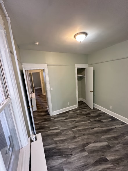 Building Photo - 147 Beech St