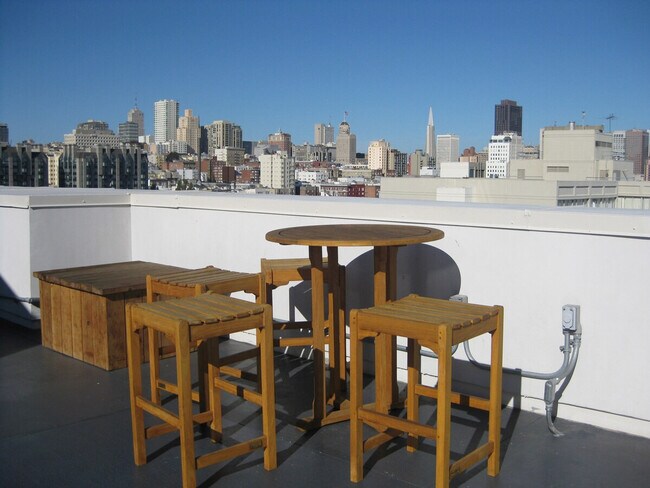 Building Photo - 600 Golden Gate Ave