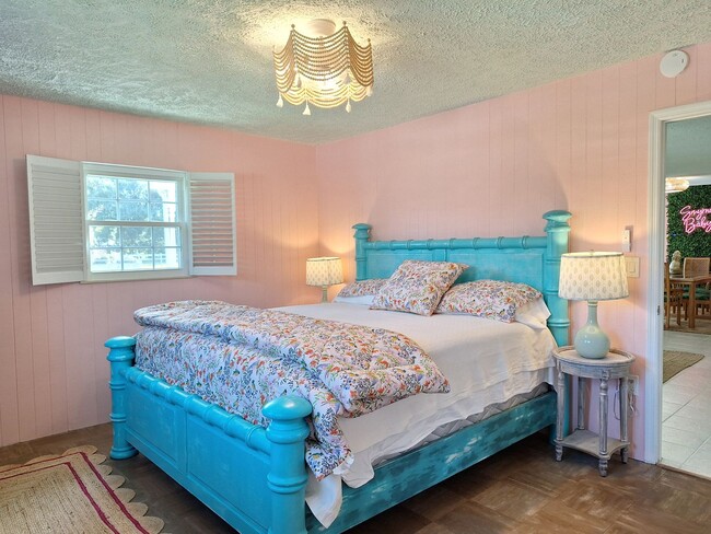 Building Photo - NEW SMYRNA BEACH MONTHLY WINTER RENTAL - P...