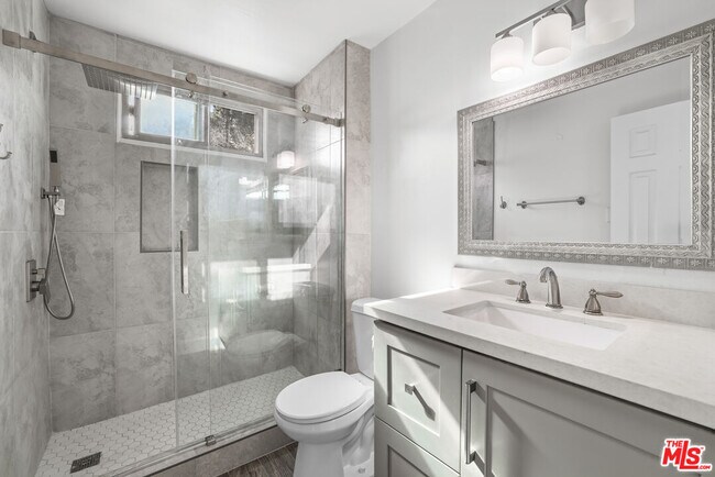 Building Photo - 20464 Elkwood St