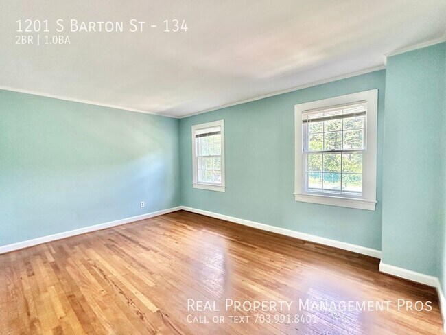 Building Photo - 1201 S Barton St