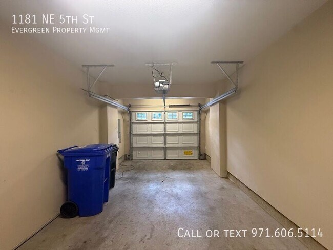Building Photo - 1181 NE 5th St