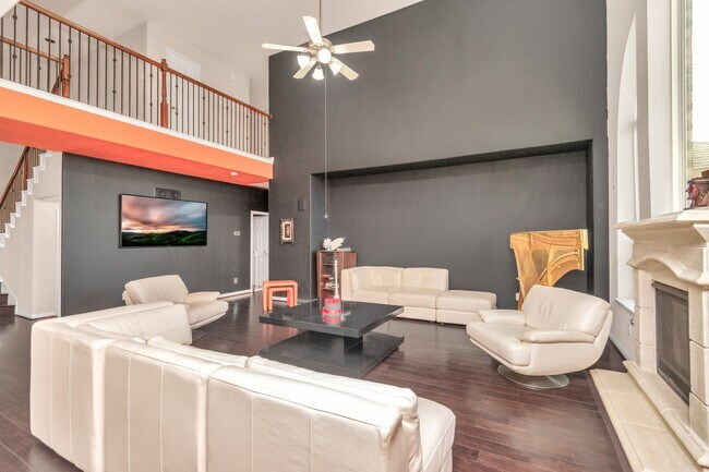 Building Photo - 6915 Moreleigh Branch Dr