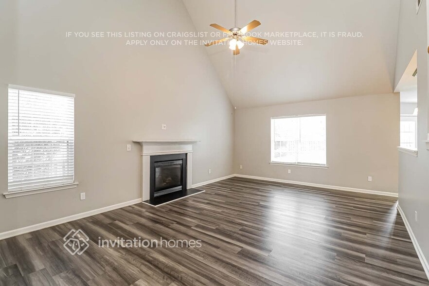 Building Photo - 175 Elba Dr