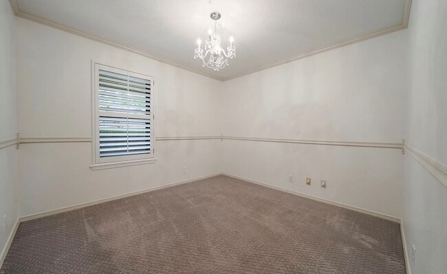 Building Photo - 11316 S Ash St