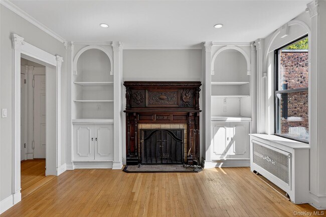 Building Photo - 64 Sagamore Rd