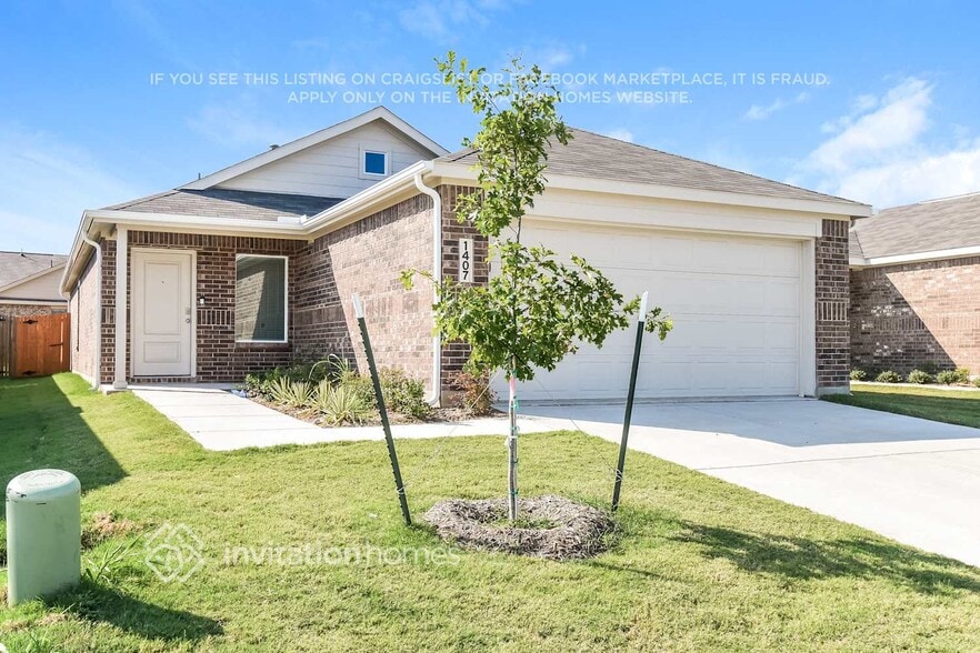 Building Photo - 1407 Merlin Blf St
