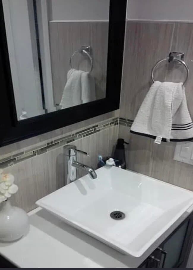 Building Photo - 49 Washburn St