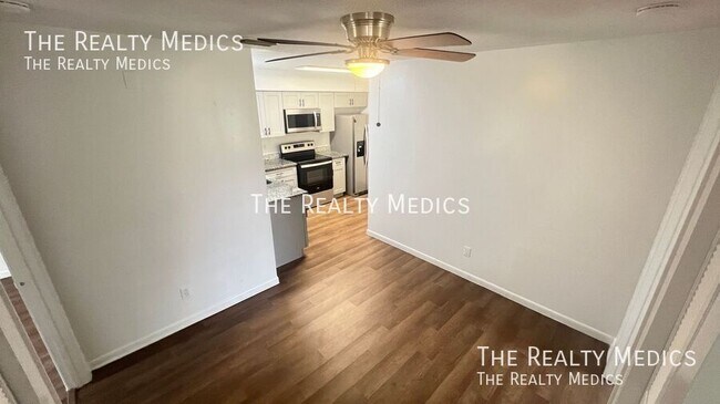 Building Photo - 1984 Agora Cir SE