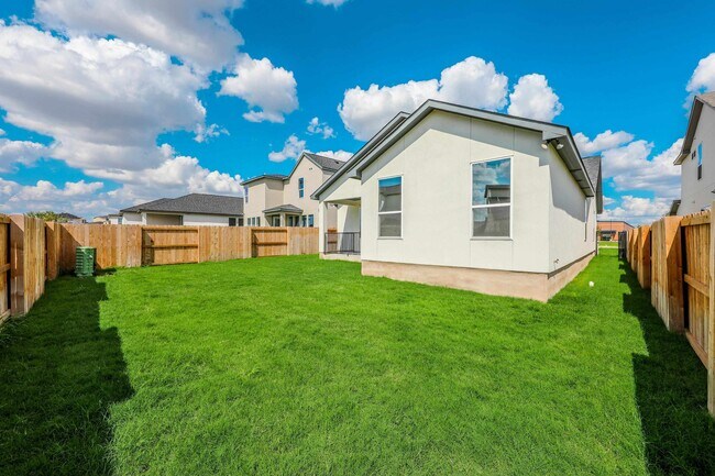 Building Photo - 1008 True Patriot Dr