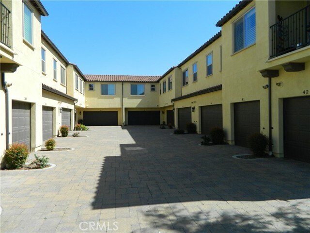 Building Photo - 2845 E Berry Loop Privado