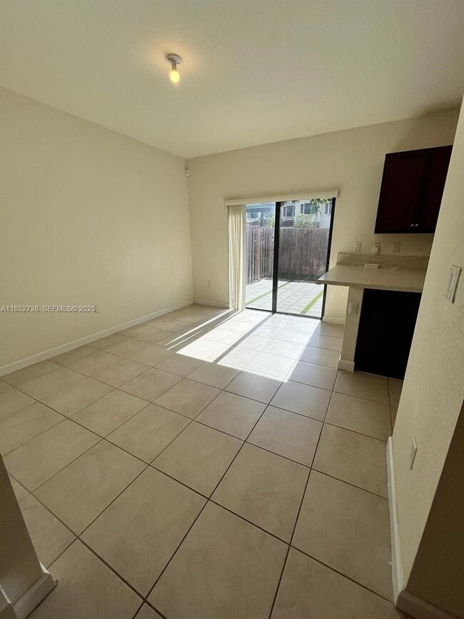 Building Photo - 159 SE 33rd Terrace