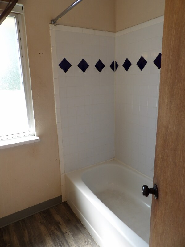 Building Photo - 3483 Foxridge Dr