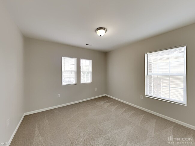 Building Photo - 4306 Red Hook Rd