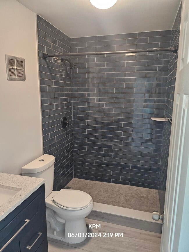 Building Photo - 340 NW 19th St