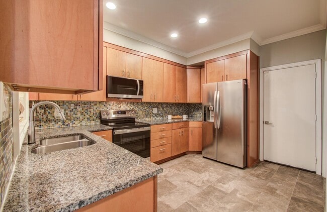 Building Photo - 12625 Memorial Dr