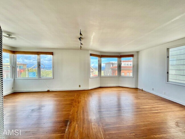 Building Photo - 1 br, 1 bath House - 2560 Hyde Street #3