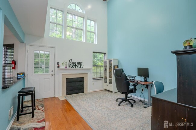 Building Photo - 141 Briarwood Dr