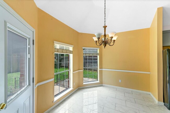 Building Photo - 20419 Cajon Canyon Ct