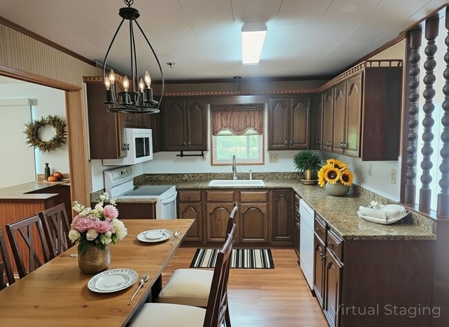 Primary Photo - Lake House with Private Dock