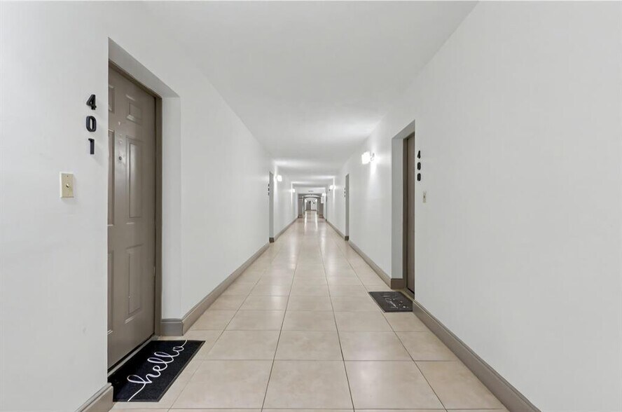 Building Photo - 701 NW 19th St